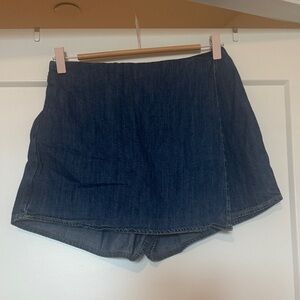 Old navy denim like 100% cotton skort skirt shorts
